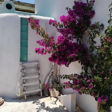 Cycladic House, Near The Kite Center ヴィラ